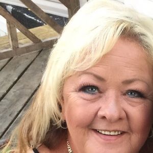 Meet your Posher, Paula